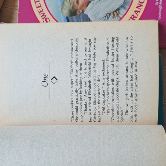 Sweet Valley Twins Book Set Teen Fiction Reading Set Of 6 Books Vintage 1980's - Picture 10 of 11